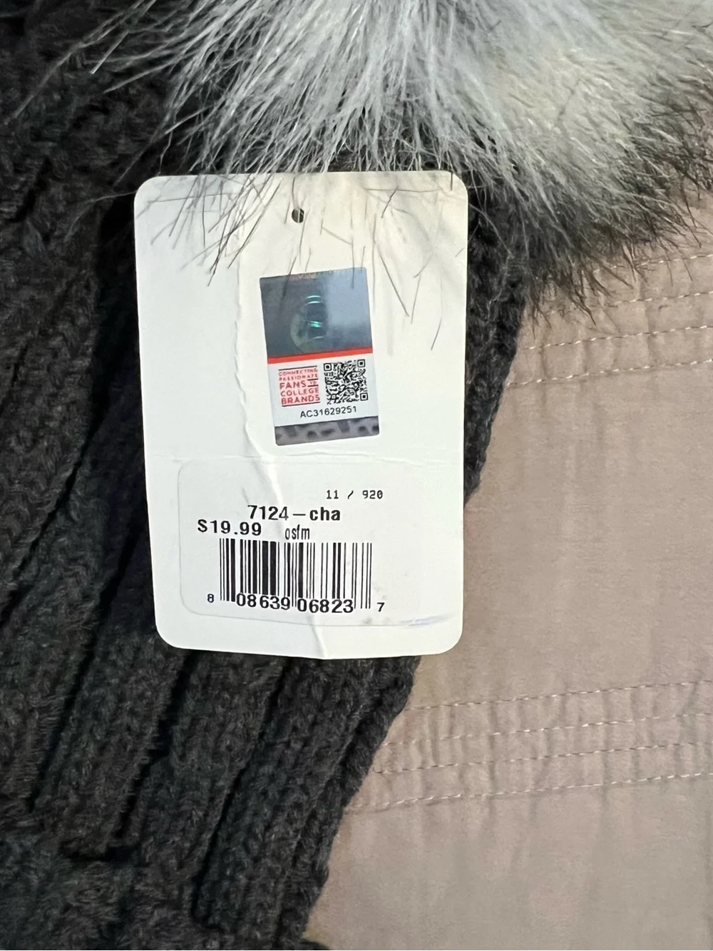 CU Buffs Women’s Charcoal Gray Pom Beanie Colorado NEW Football Game Day